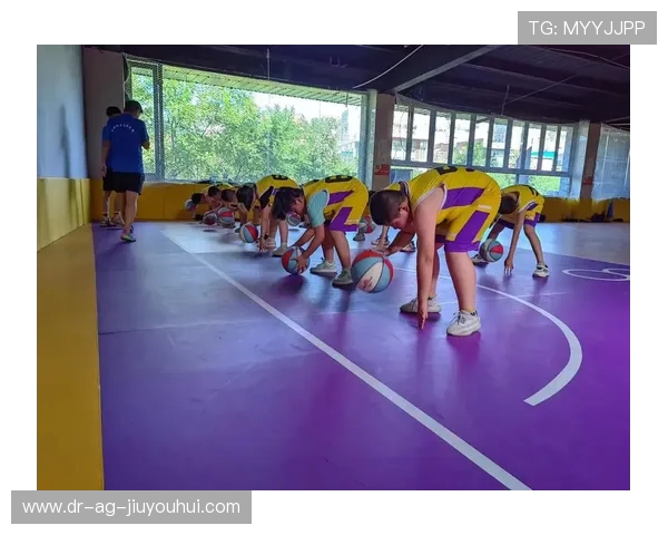 从足球的团队精神到篮球的个人突破探讨竞技运动中的共通魅力